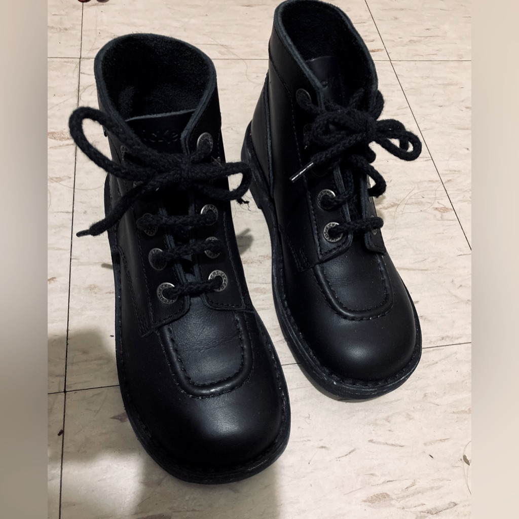 Kickers - Legendiknew Noir - Black Leather - Size 6 (Fits 5.5-6)